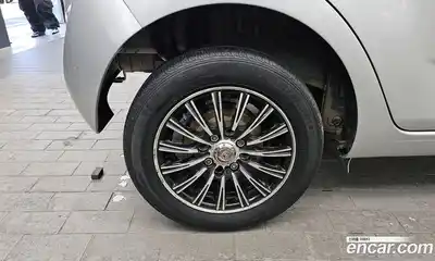 Chevrolet Spark 2012 1.0 Автомат в Москве № 39202, миниатюра 4