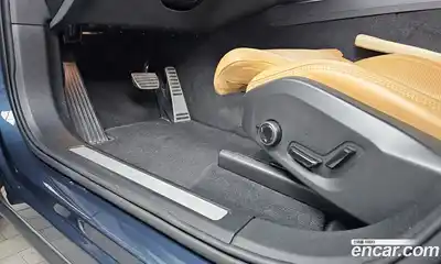 Volvo XC60 2022 2.0 Автомат в Москве № 392053, миниатюра 9