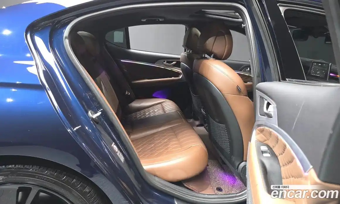 Genesis G70 2018 2.2 Автомат в Москве № 405872, фото 12