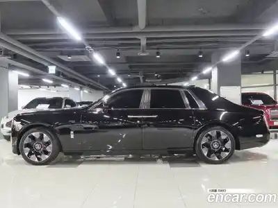 Rolls-Royce Phantom 2023 6.7 Автомат в Москве № 407296, миниатюра 2