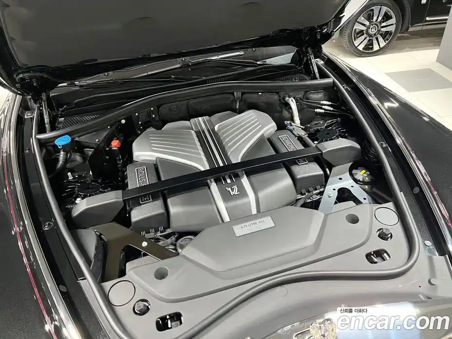 Rolls-Royce Phantom 2023 6.7 Автомат в Москве № 407296, фото 5