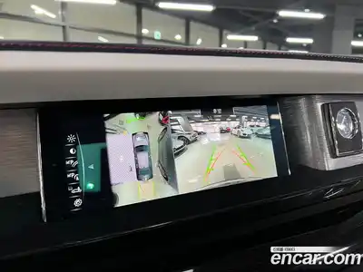 Rolls-Royce Phantom 2023 6.7 Автомат в Москве № 407296, миниатюра 9