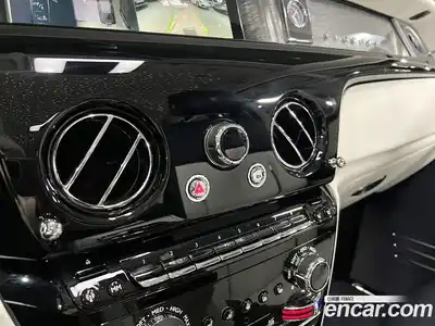 Rolls-Royce Phantom 2023 6.7 Автомат в Москве № 407296, миниатюра 10