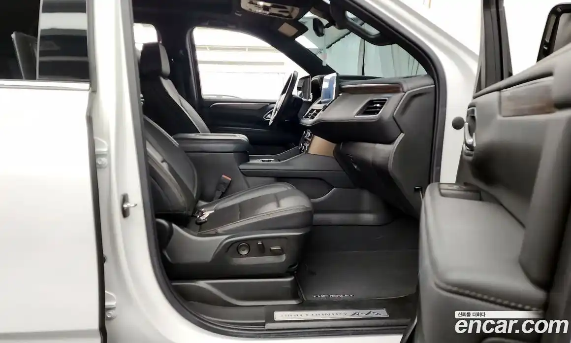 Chevrolet Tahoe 2022 6.2 Автомат в Москве № 42005, фото 11