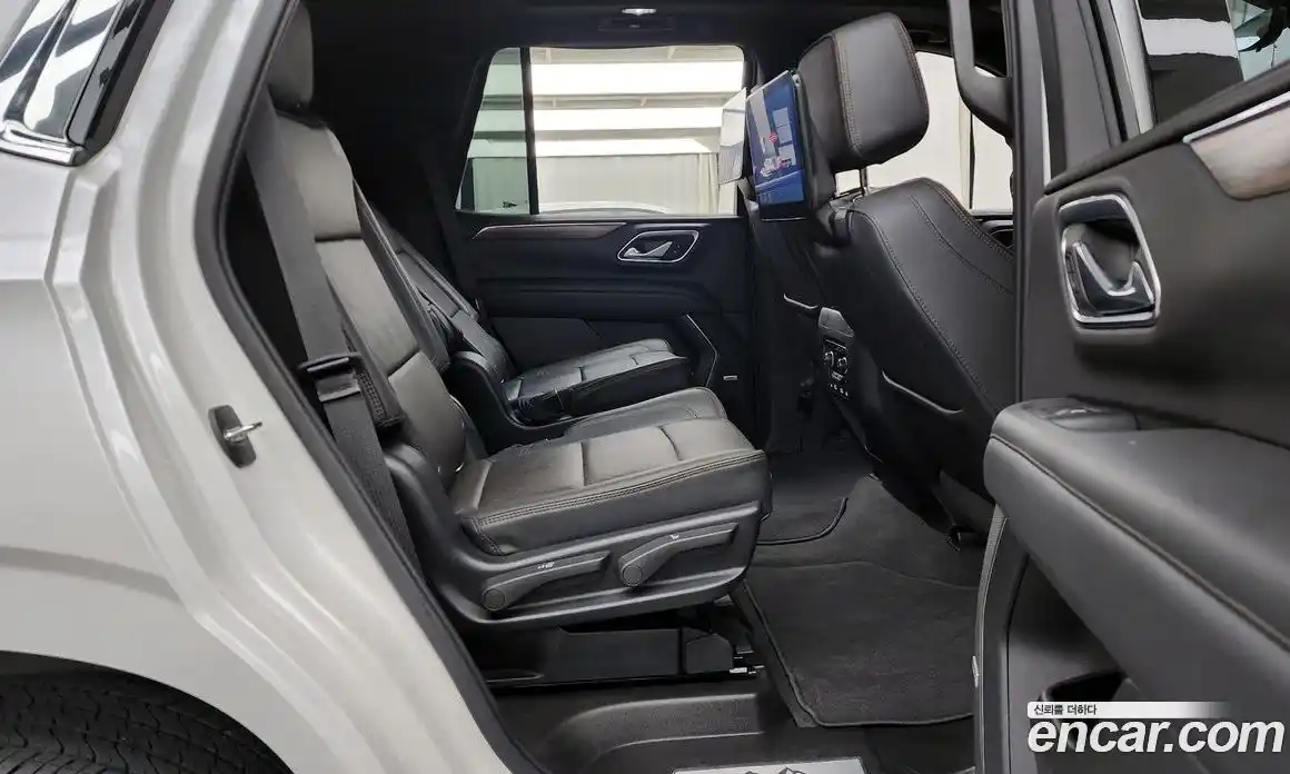 Chevrolet Tahoe 2022 6.2 Автомат в Москве № 42005, фото 12