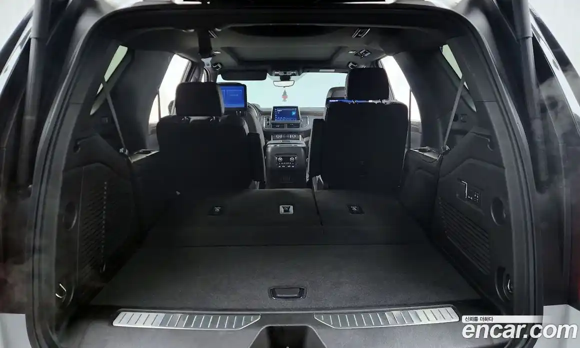 Chevrolet Tahoe 2022 6.2 Автомат в Москве № 42005, фото 20