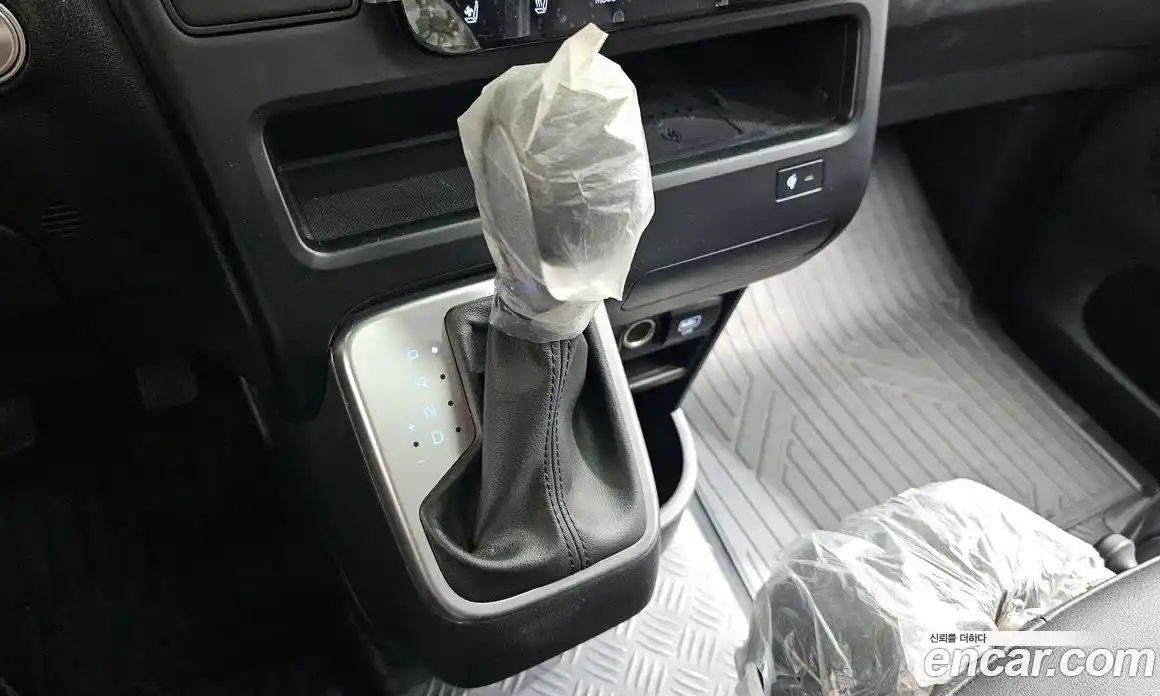 Hyundai Staria 2025 1.6 Автомат в Москве № 48643, фото 13