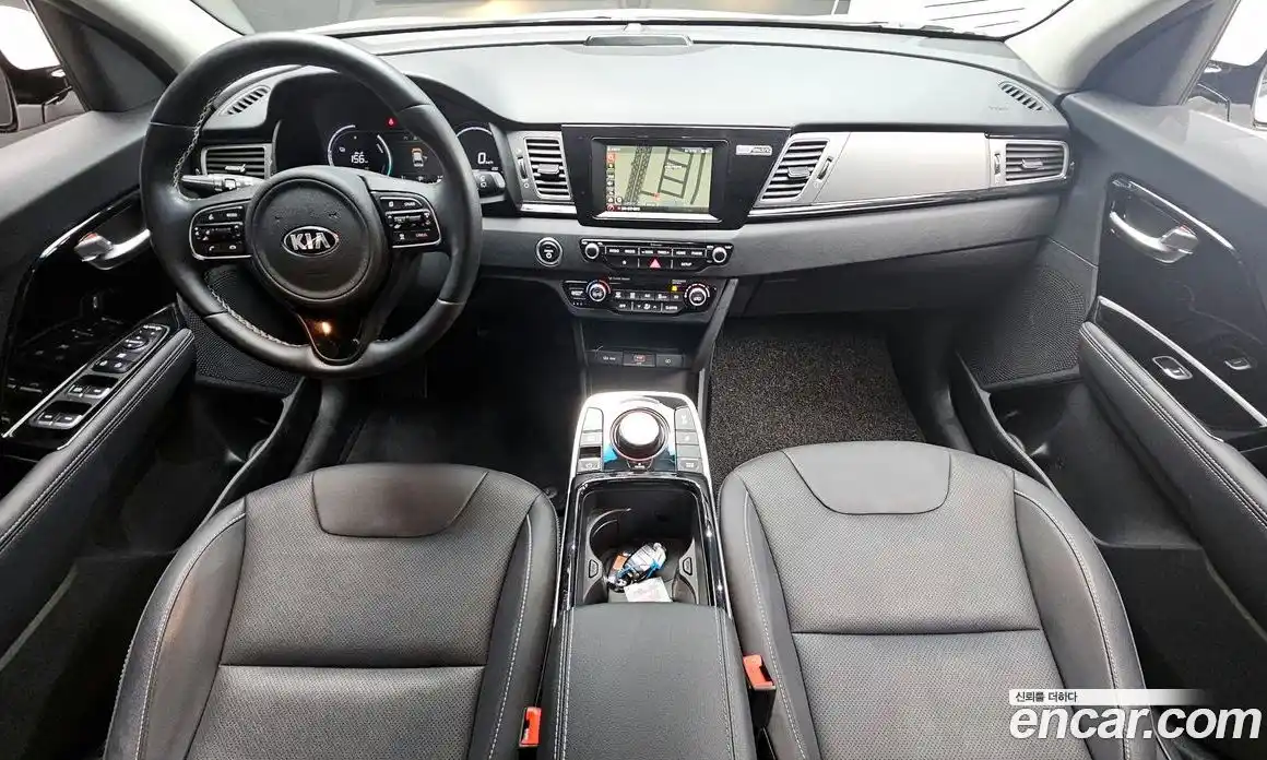 Kia Niro 2020 0.2 Автомат в Москве № 51063, фото 19