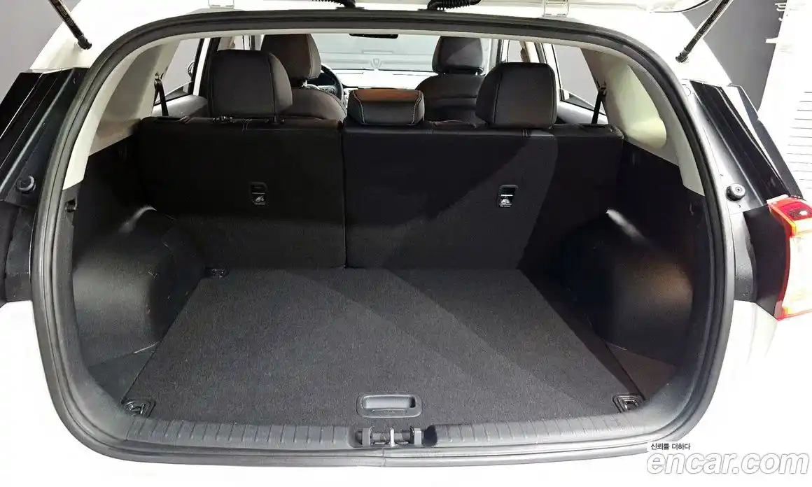 Kia Niro 2020 0.2 Автомат в Москве № 51063, фото 3