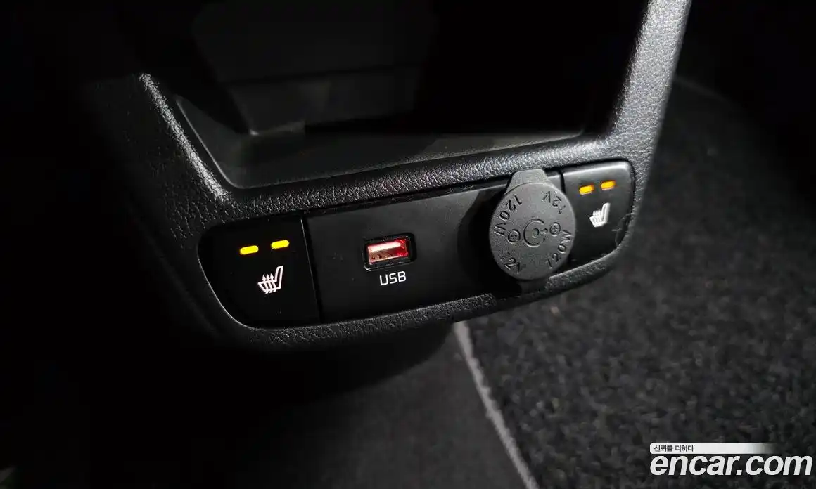 Kia Ray 2022 1.0 Автомат в Москве № 54340, фото 17