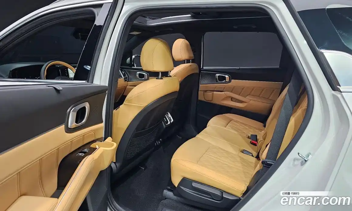 Kia Sorento 2023 1.6 Автомат в Москве № 55336, фото 18