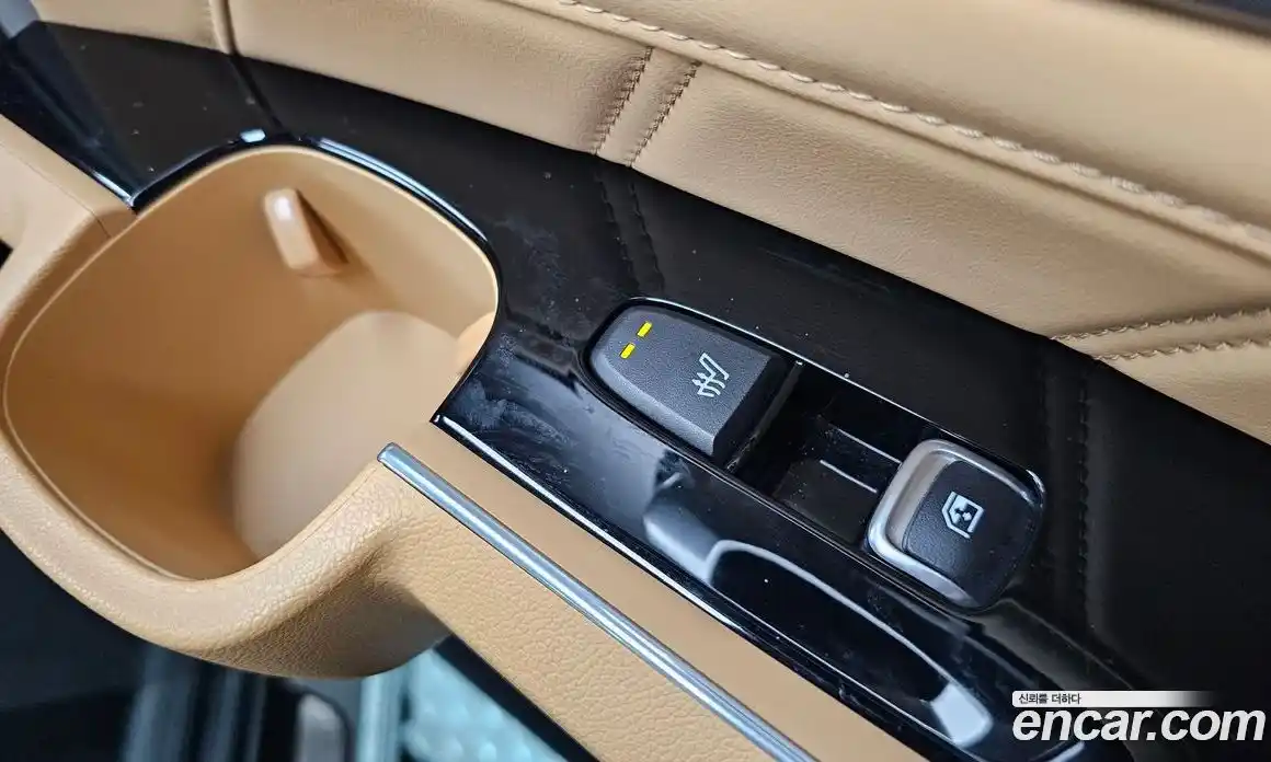 Kia Sorento 2023 1.6 Автомат в Москве № 55336, фото 20