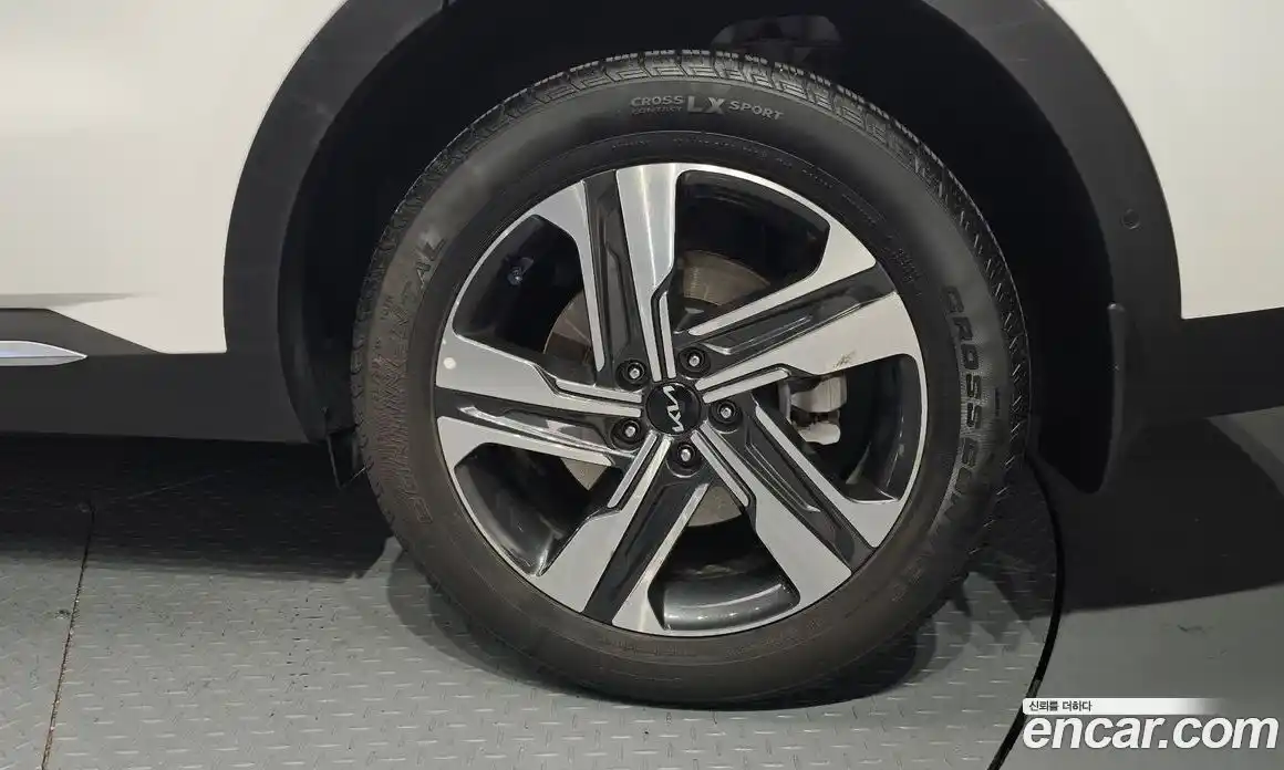 Kia Sorento 2023 1.6 Автомат в Москве № 55336, фото 10