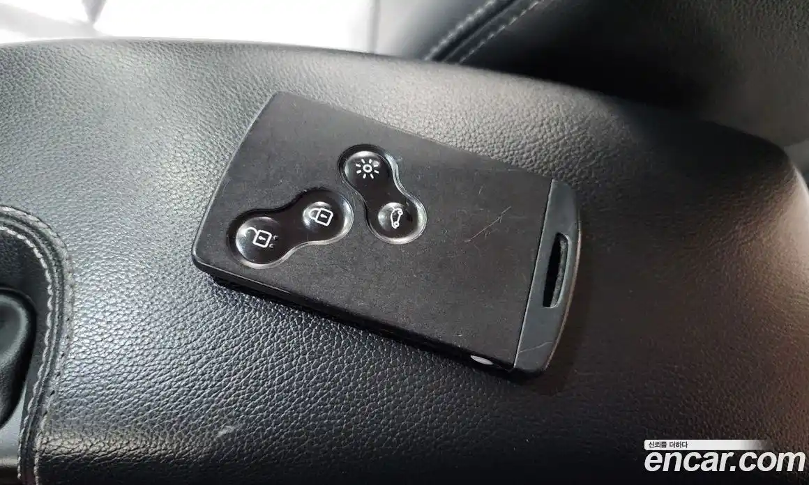 Renault SM3 2010 1.6 Автомат в Москве № 820, фото 18