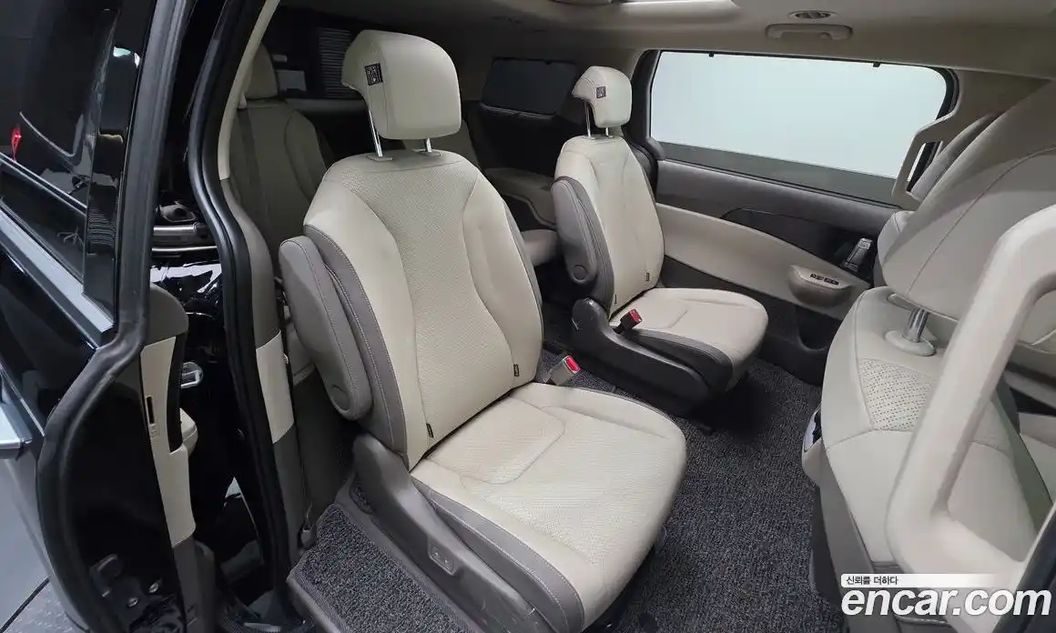 Kia Canival 2024 2.2 Автомат в Москве № 871, фото 10