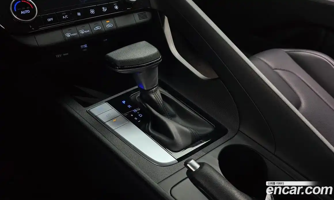 Hyundai Avante 2024 1.6 Автомат в Москве № 90480, фото 15