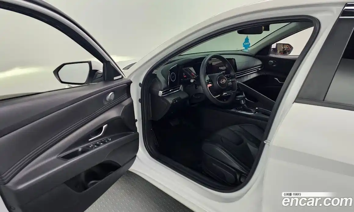 Hyundai Avante 2024 1.6 Автомат в Москве № 90480, фото 4