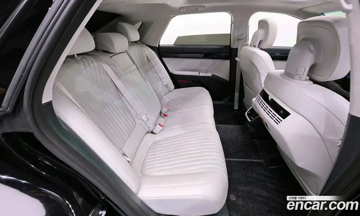 Hyundai Grandeur 2025 3.5 Автомат в Москве № 92178, фото 4