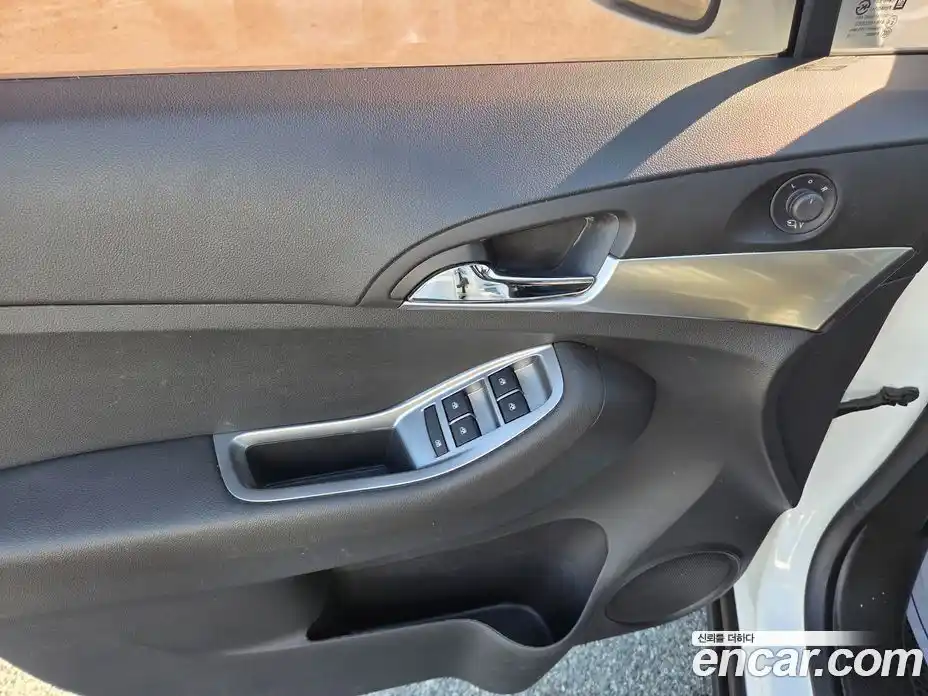 Chevrolet Orlando 2013 2.0 Автомат в Москве № 98587, фото 14