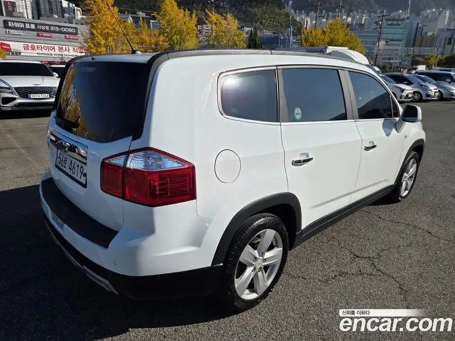 Chevrolet Orlando 2013 2.0 Автомат в Москве № 98587, фото 4