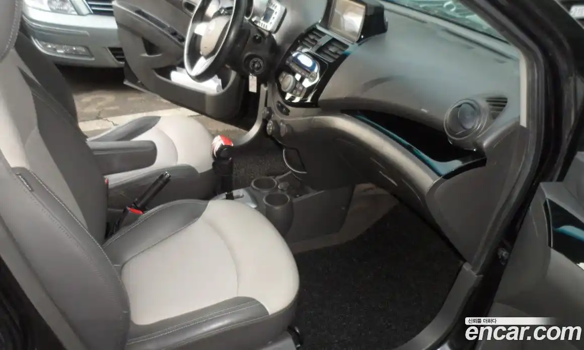 Chevrolet Spark 2012 1.0 Автомат в Москве № 99219, фото 18