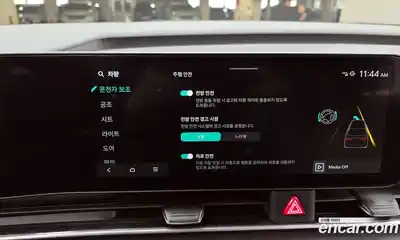 Kia Canival 2024 2.2 Автомат в Москве № 102347, миниатюра 11