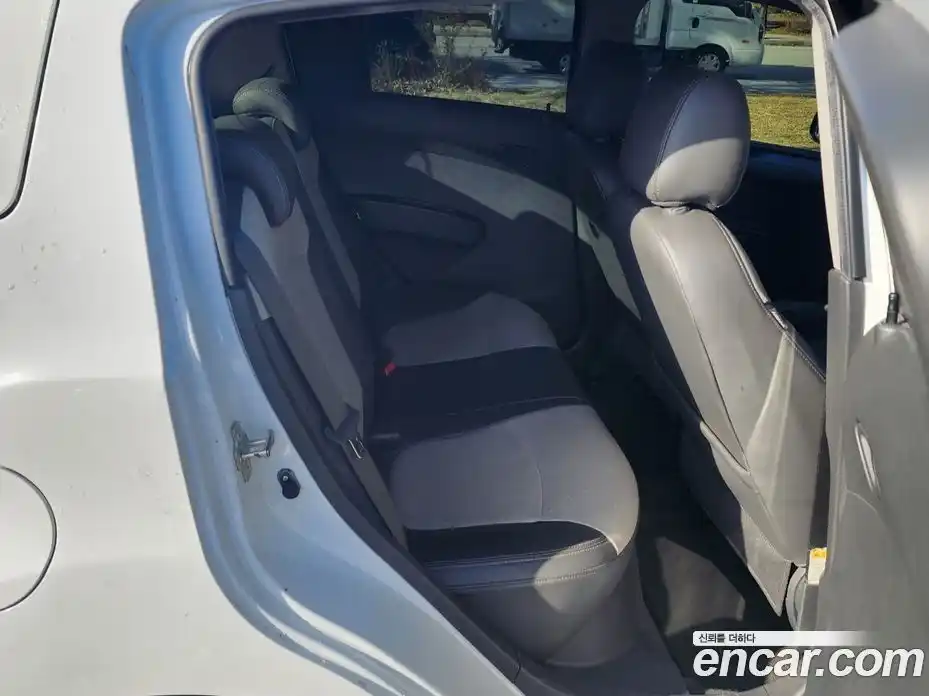 Chevrolet Spark 2012 1.0 Автомат в Москве № 104878, фото 13