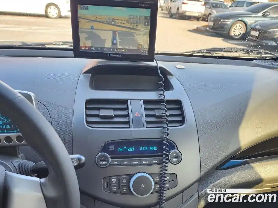 Chevrolet Spark 2012 1.0 Автомат в Москве № 104878, фото 7