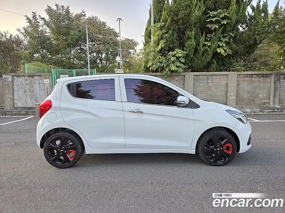 Chevrolet Spark 2018 1.0 Автомат в Москве № 104920, фото 20