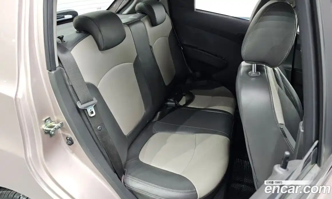 Chevrolet Spark 2012 1.0 Автомат в Москве № 105452, фото 19