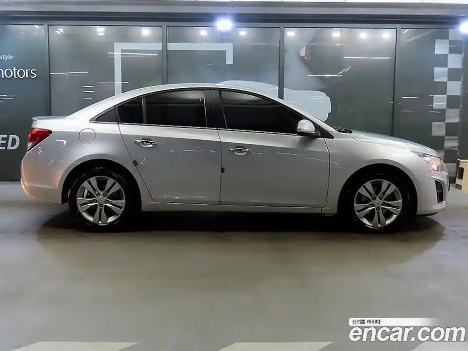 Chevrolet Cruze 2014 2.0 Автомат в Москве № 105761, фото 3