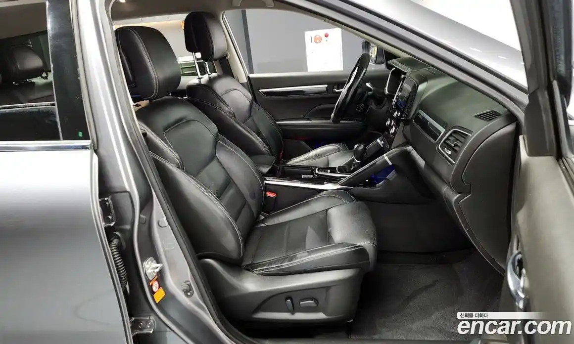 Renault QM6 2017 2.0 Автомат в Москве № 106797, фото 16