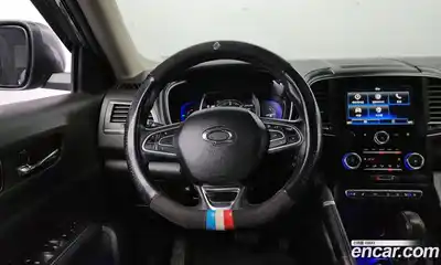 Renault QM6 2017 2.0 Автомат в Москве № 106797, миниатюра 2