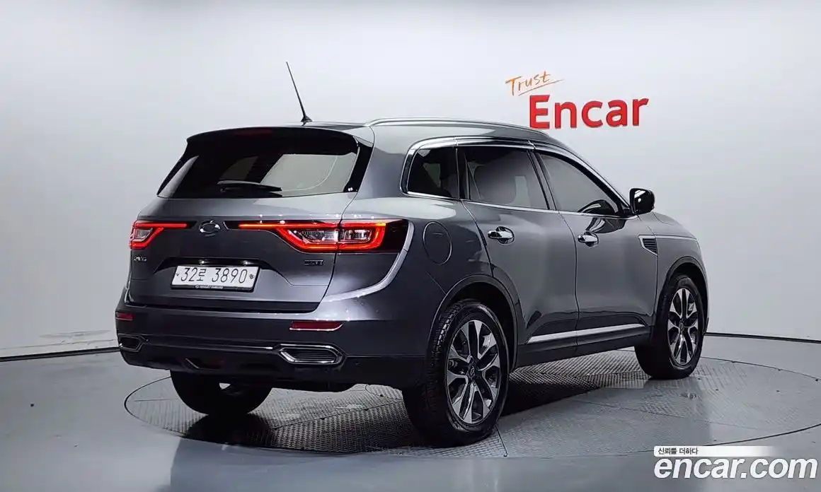 Renault QM6 2017 2.0 Автомат в Москве № 106797, фото 5