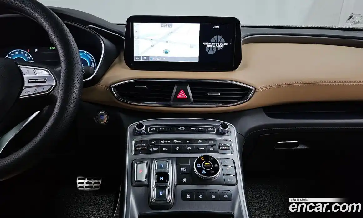 Hyundai Santa Fe 2023 1.6 Автомат в Москве № 109385, фото 14