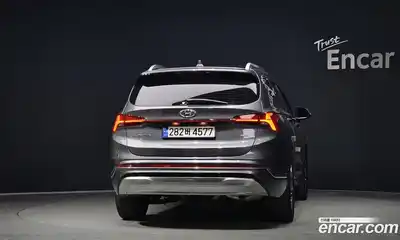 Hyundai Santa Fe 2023 1.6 Автомат в Москве № 109385, миниатюра 4