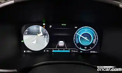 Hyundai Santa Fe 2023 1.6 Автомат в Москве № 109385, миниатюра 8