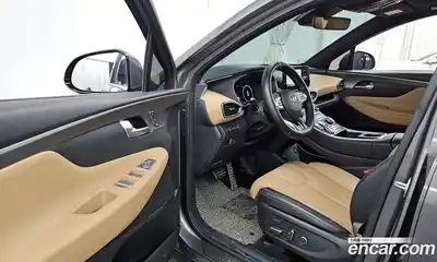 Hyundai Santa Fe 2023 1.6 Автомат в Москве № 109385, миниатюра 10