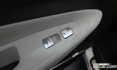 Hyundai Santa Fe 2023 1.6 Автомат в Москве № 110219, миниатюра 12