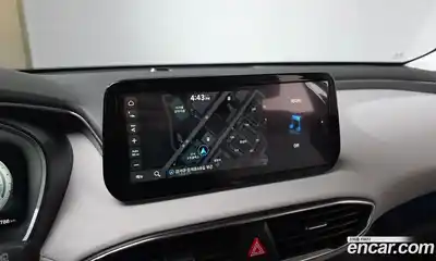 Hyundai Santa Fe 2023 1.6 Автомат в Москве № 110219, миниатюра 3