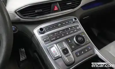 Hyundai Santa Fe 2023 1.6 Автомат в Москве № 110219, миниатюра 4