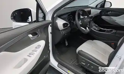Hyundai Santa Fe 2023 1.6 Автомат в Москве № 110219, миниатюра 7