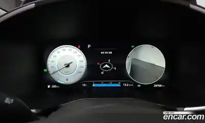 Hyundai Santa Fe 2023 1.6 Автомат в Москве № 110219, миниатюра 9