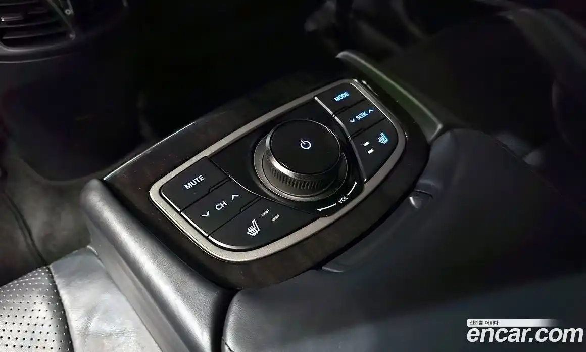 Hyundai Grandeur 2014 2.4 Автомат в Москве № 110472, фото 16