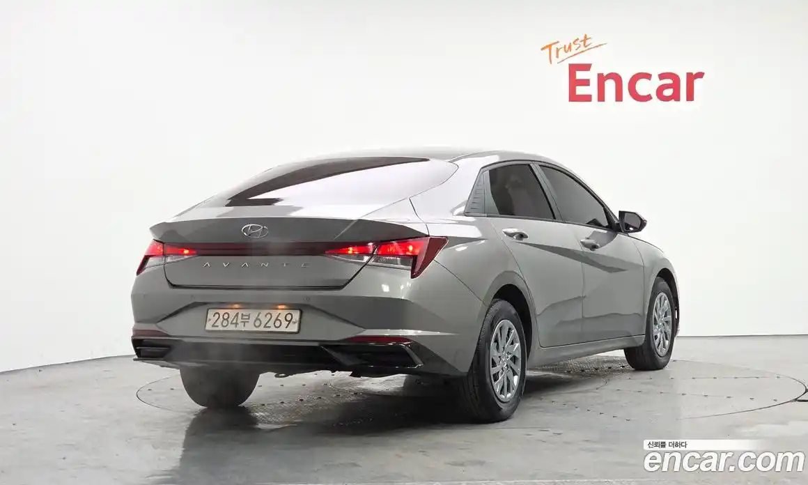 Hyundai Avante 2021 1.6 Автомат в Москве № 111858, фото 5