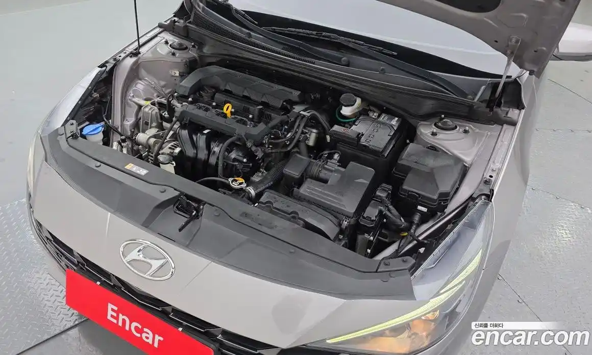 Hyundai Avante 2021 1.6 Автомат в Москве № 111858, фото 6