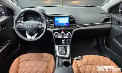 Hyundai Avante 2020 1.6 Автомат в Москве № 115392, миниатюра 7