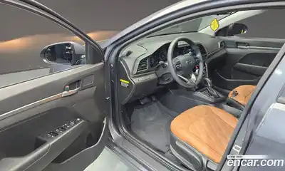 Hyundai Avante 2020 1.6 Автомат в Москве № 115392, миниатюра 10