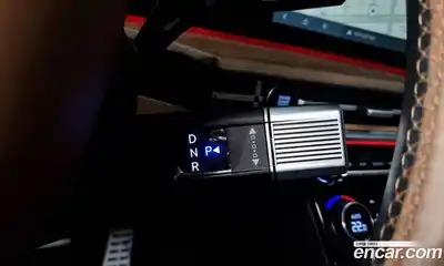 Hyundai Santa Fe 2024 1.6 Автомат в Москве № 119784, миниатюра 3