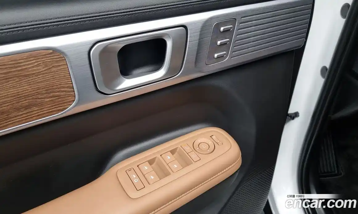 Hyundai Santa Fe 2024 1.6 Автомат в Москве № 119784, фото 10